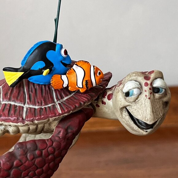 Hallmark Keepsake Ornament Finding Nemo "Sweeeeet Friendship" Disney Pixar 2005 - Picture 7 of 14